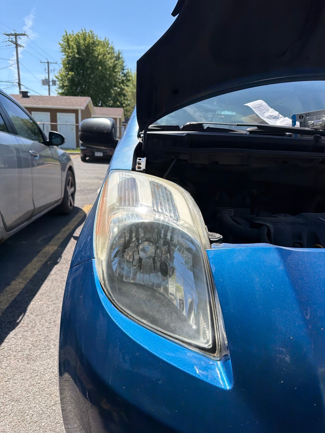 Clear Toyota Yaris headlights after restoration
